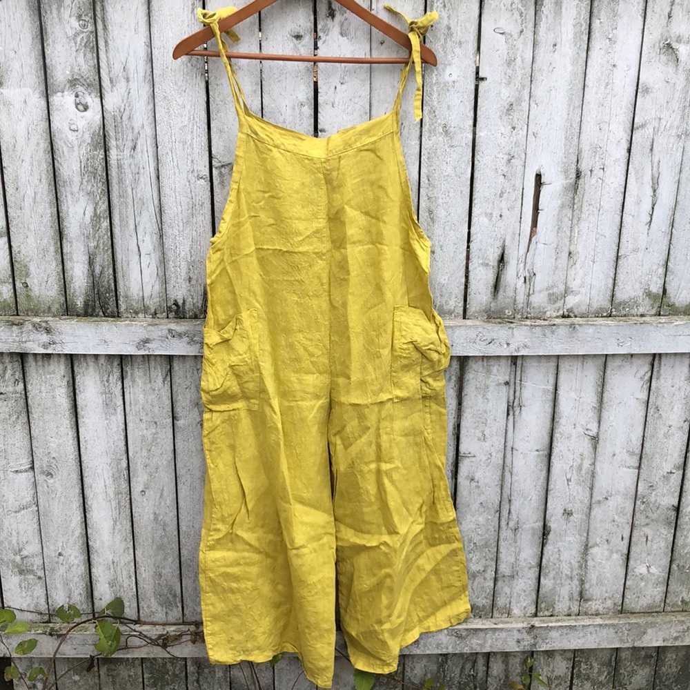 Catwalk studio linen jumpsuit